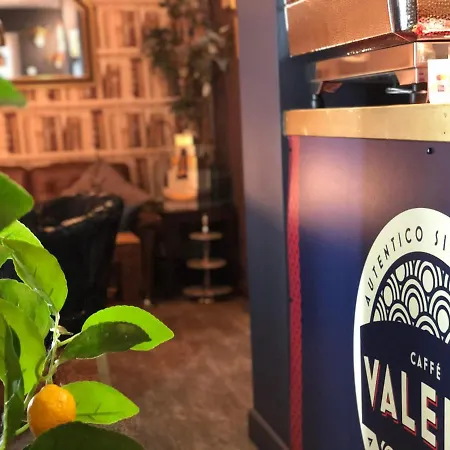 Caffe Valeria *